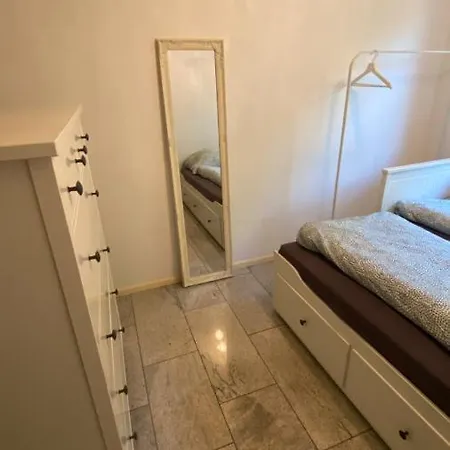 Rose Apartment *